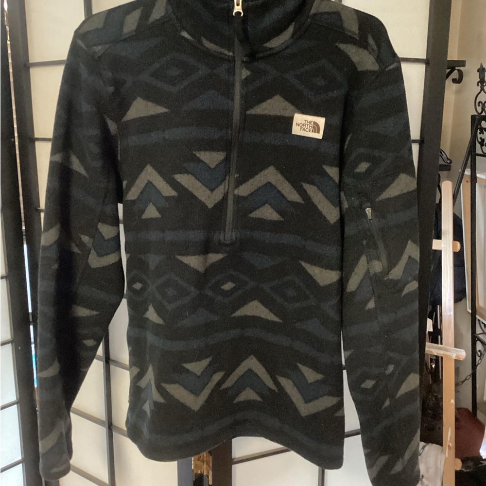 The North Face Men’s 1/2 Zip Aztec Sweater Size M